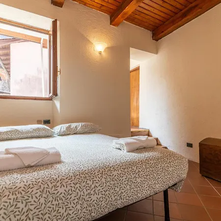 Spacious Near Orta, 8min *