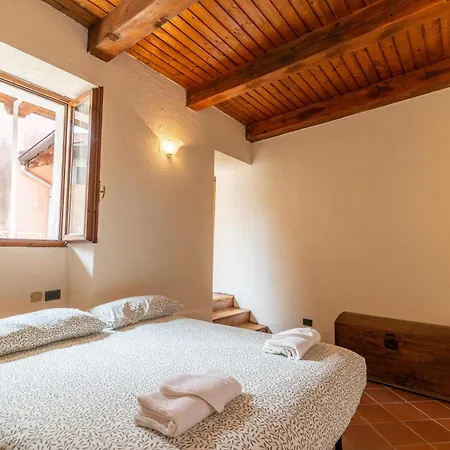 Spacious Near Orta, 8min