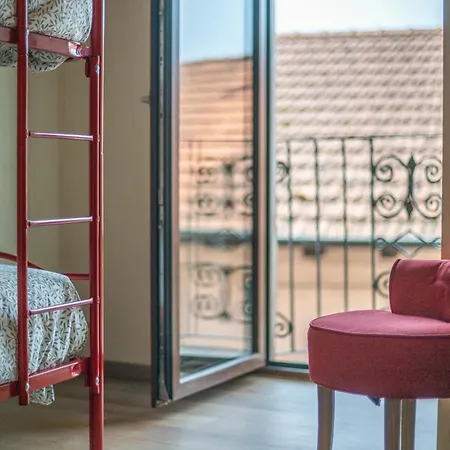 Spacious Near Orta, 8min Apartment Armeno