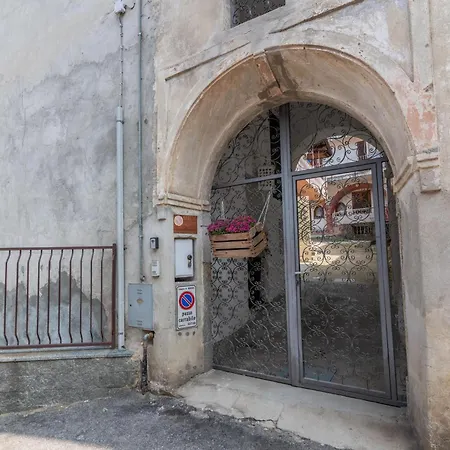 Apartmán Spacious Near Orta, 8min Armeno